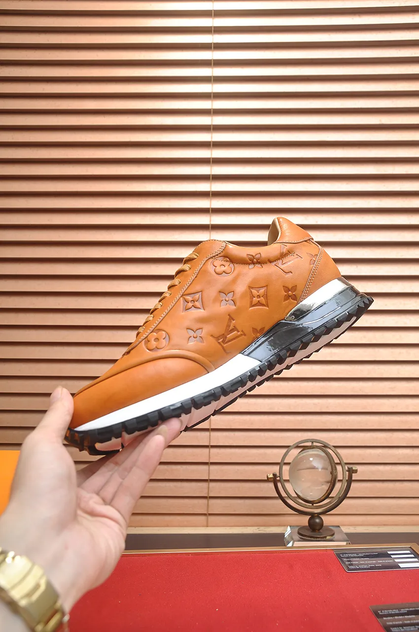 Men's men's shoes 💰740💶[LOUIS VUITTON] (original order) new style 🍀LV Louis Vuitton * - top version of LV classic trendy shoes! Made of imported original cowhide, water-dyed cowhide lining, and original wear-resistant rubber outsole! High quality products! Code number 38-45 (45 customized)